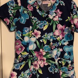Small Scrub Top