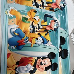 Custom Printing: T-Shirts, Blankets, Bath Mats & Banners Sublimation