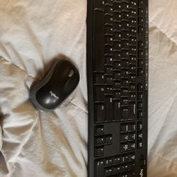 Logtech Wireless Keyboard and Mouse Combo