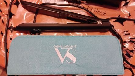 STRAIGHT AHEAD bionic pro Hair Straightener Flat Iron