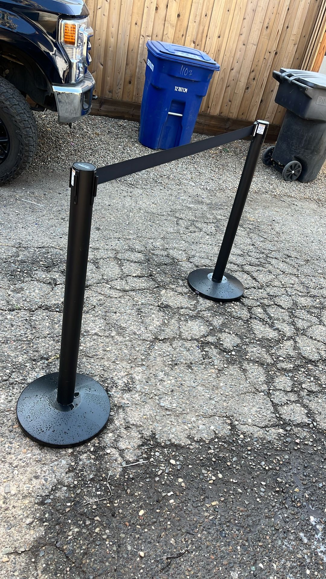 Global industries- Retractable Belt Stanchion  