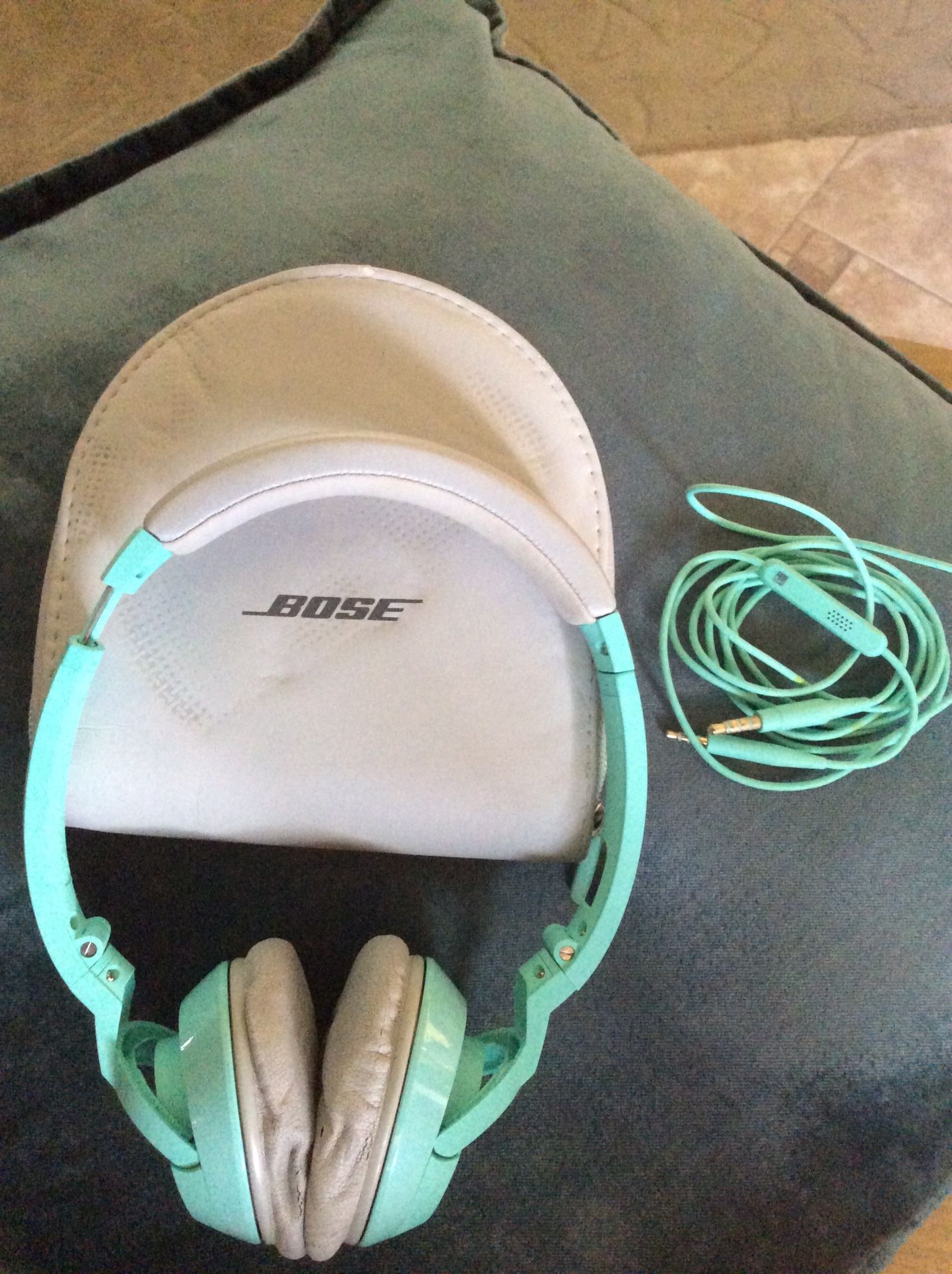 Bose sound true headphones