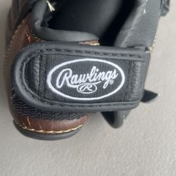 Rawling Player Series Left Hand Glove 