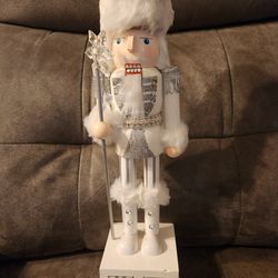Holiday Home Wooden White Guard Nutcracker Snow Flake Staff 14.5" Countdown Base
