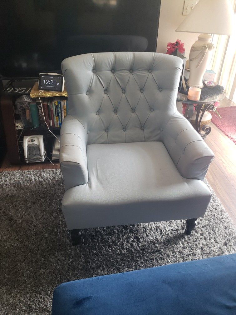 Comfy Accent Chair