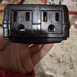 Extra Outlet Plug