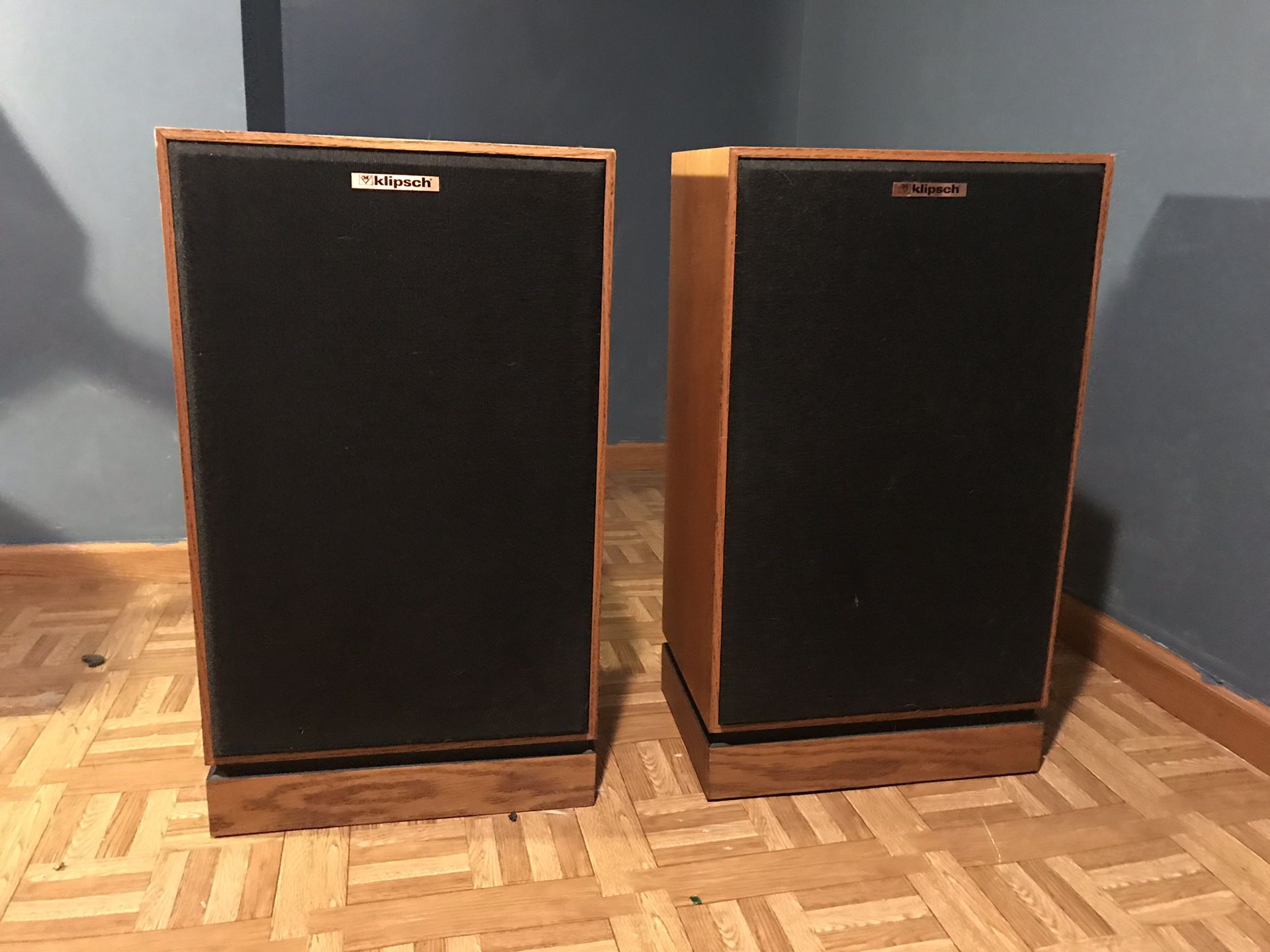 Klipsch KG4 speakers