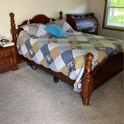 Queen Size Bedroom Set - Free No Longer Available 