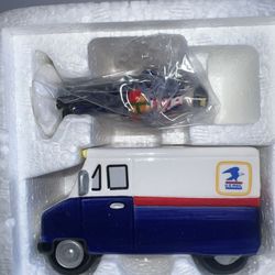 Dept 56 Snow Village SPECIAL DELIVERY 51977 Set of 2 US Postal Truck & Mail Man