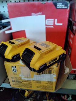 DEWALT 20V  BATTERY 2.0 AH   EACH