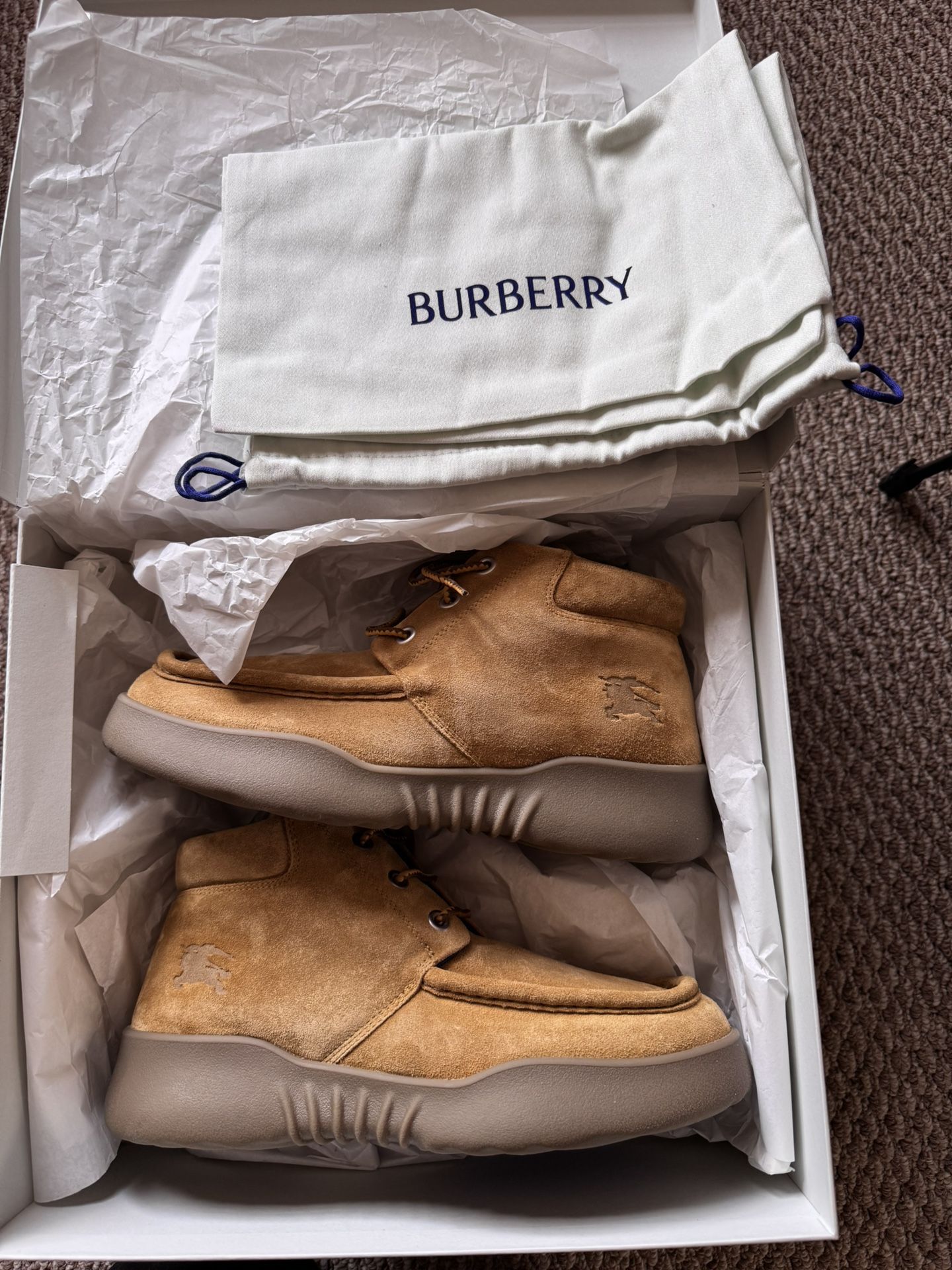 Burberry AMF Log High Leather Boots – Size 43 (US 9) – Manilla