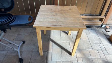 Free wood table