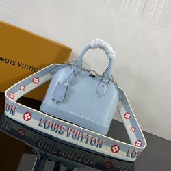 Louis Vuitton Capucines Evening Bag
