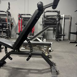  Adjustable Weight Bench