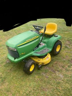 John Deere LT133