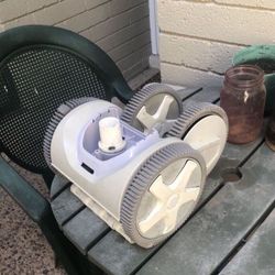 Pool Cleaner Hayward 4 Wheeler 