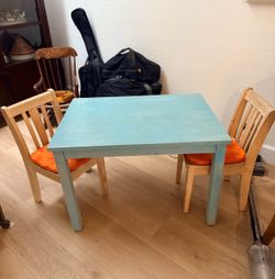 Kids Wooden Table and 2 Chairs Set
