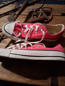 Pink converse