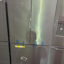 Scratch & Dent, Frigidaire 28.8 Cu. Ft. Standard-Depth French Door Refrigerator FRFN2823AS