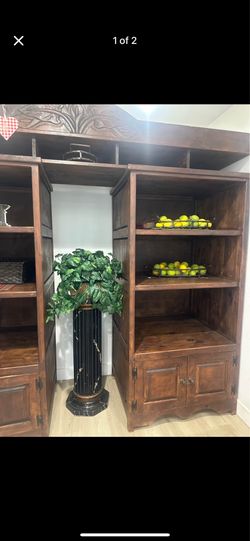 🔥 Solid Wood Rustic Entertainment Center / Display Cabinet – Must Sell! 🔥