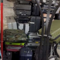 Assorted Hard Shell Case Luggage All Sizes.