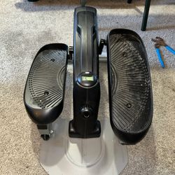 Stamina InMotion E-3000 Elliptical Trainer /Assembled/ Works Perfectly