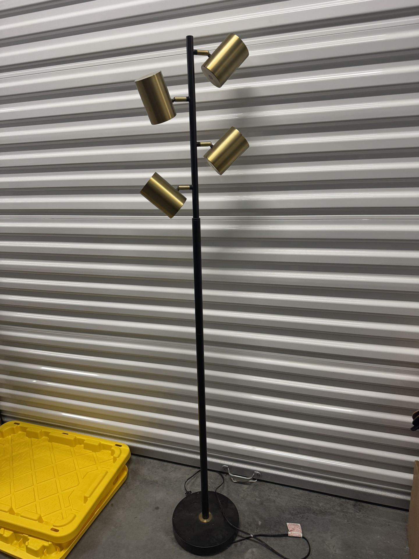 Threshold Lamp