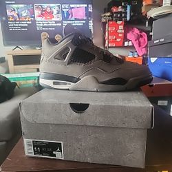 Air Jordan 4 Cave Stone 
