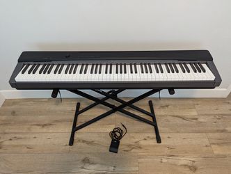 Digital Piano Casio Privia Stand and pedal 88 Keys weighted for Sale in San Diego, - OfferUp