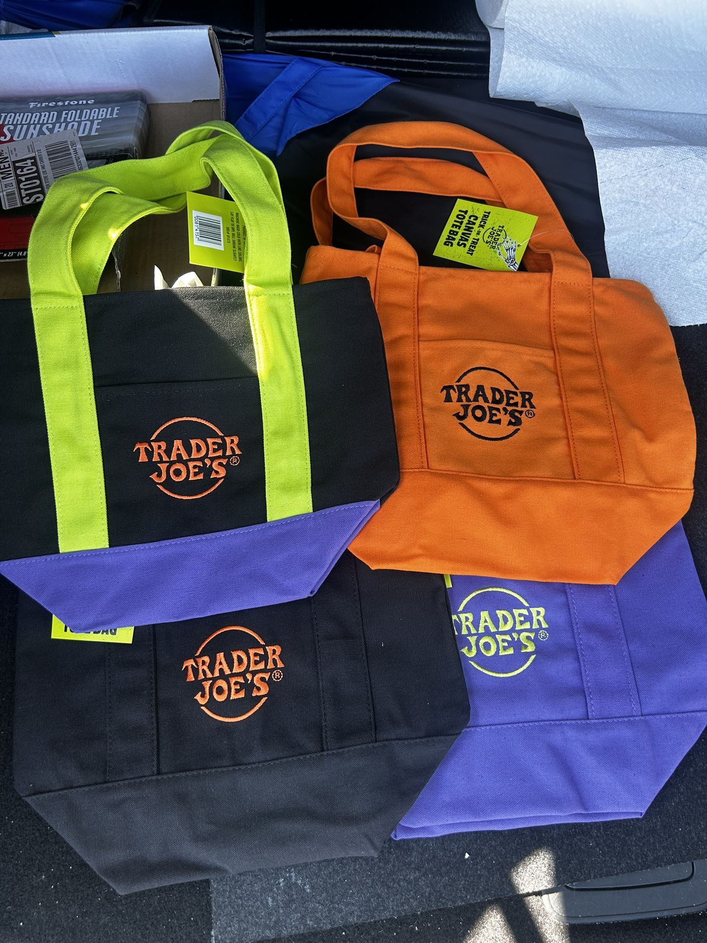 Trader Joe’s Limited Edition Halloween Tote Bag – Reusable & Collectible