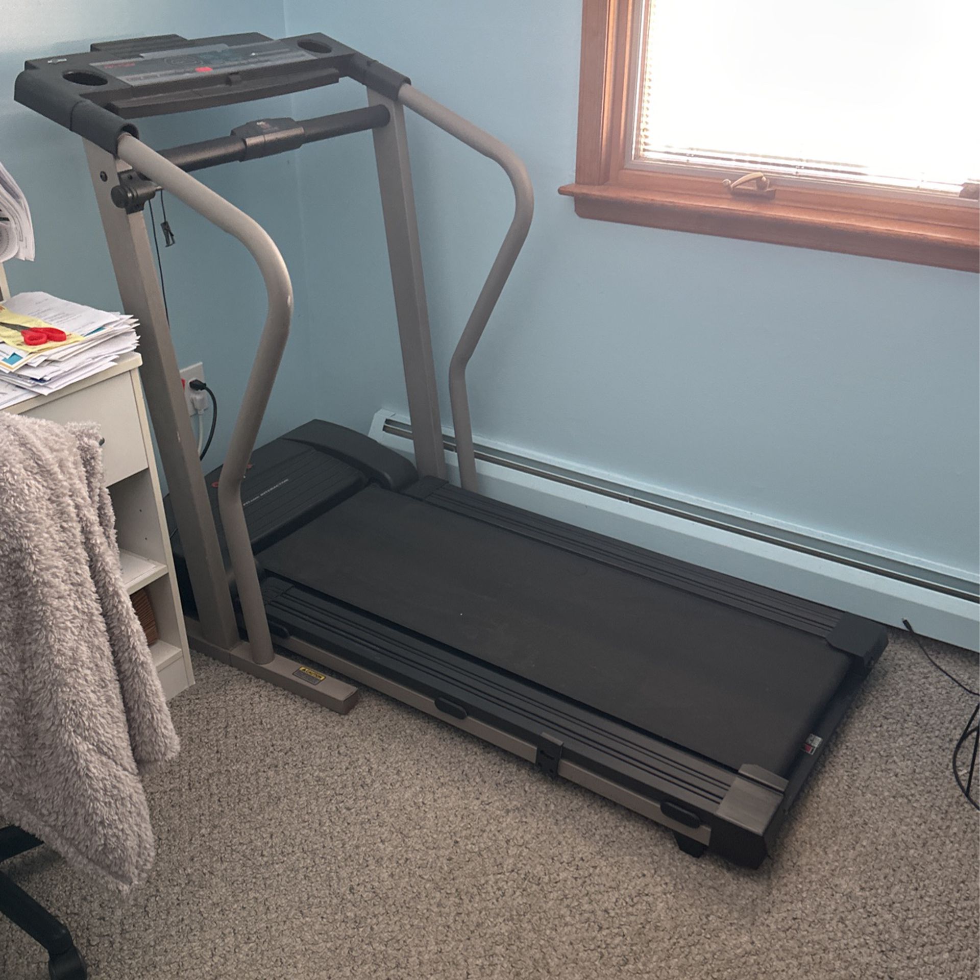 Pro-form 585 Pi Treadmill 