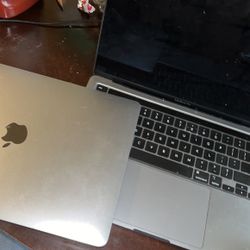 MacBook Pro W/Touchbar(for Parts)