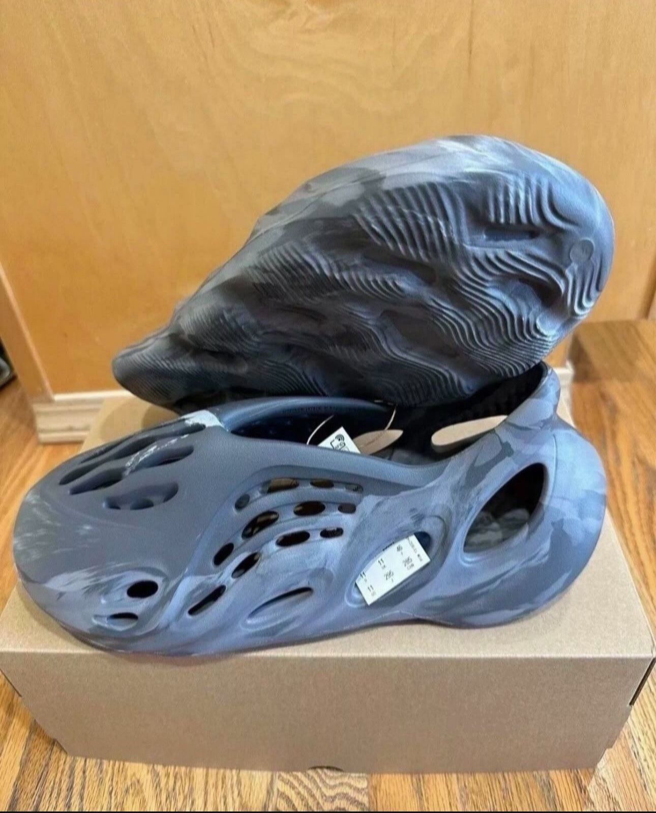 Adidas Yeezy Foam Runner RNR MX Granite IE4931 Size 11 Brand New