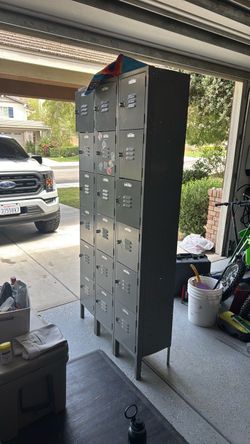 School lockers 18 set