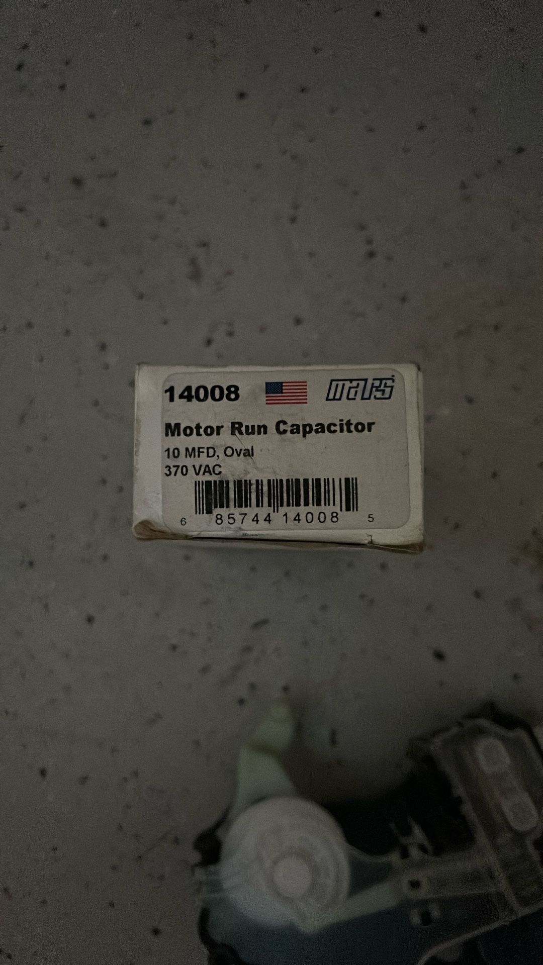 MARS 14008 Oval Motor Run Capacitor 7.5 mfd 370V Made In USA, NEW