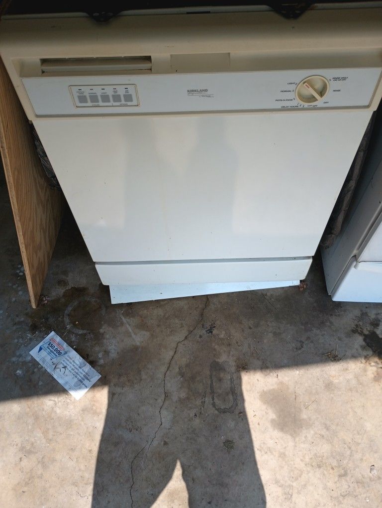 Kirkland Dishwasher