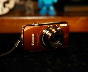 Canon PowerShot  SD4500 IS