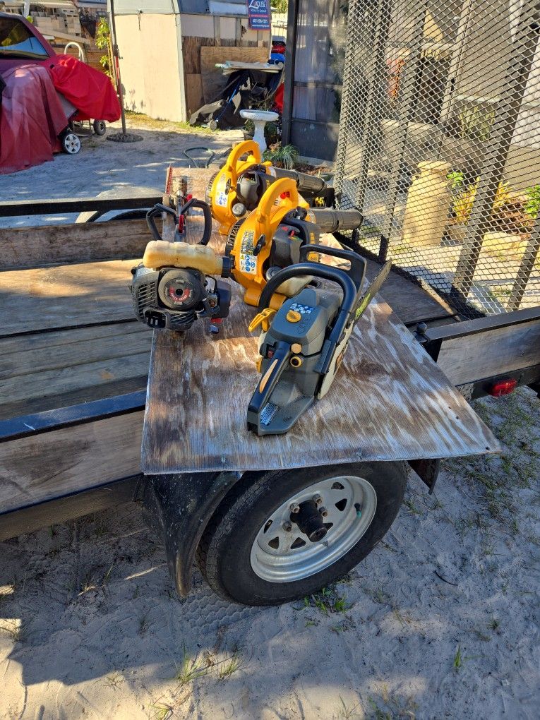 2 Poulan pro Blowers  1 RYOBI  1 Crasfman Trimmer  For Parts Or Fix  Easy Fix  All For $70.