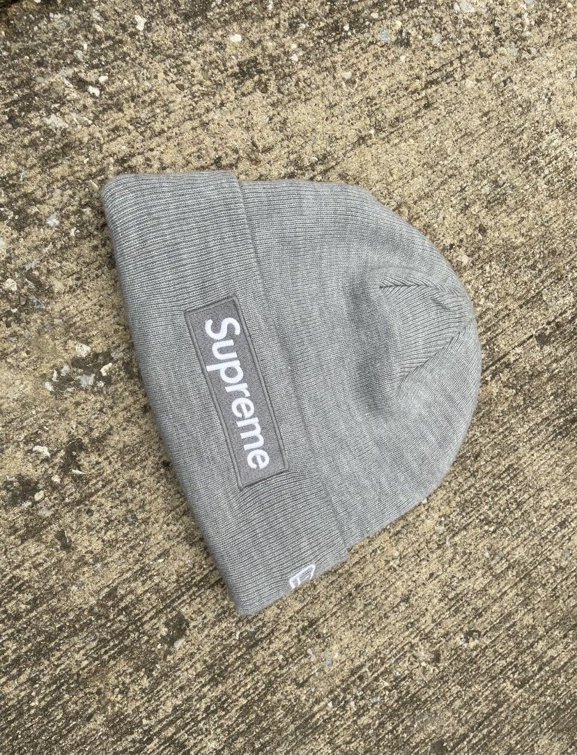 Supreme x New Era Box Logo Beanie