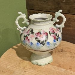 Beautiful Vintage Antique Vase 