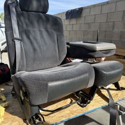 Chevrolet 1999 Truck Seats