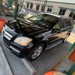 Mercedes Benz,4Matic GL450 Black,2012