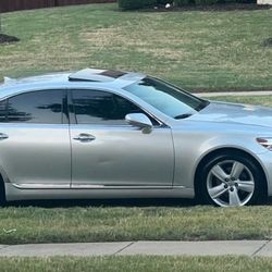 2010 Lexus LS · LS 460 Sedan 4D