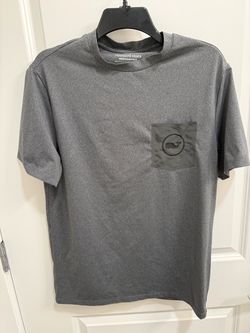 Vineyard Vines Gray Pocket T-Shirt Size S Stretch Crew Neck Short Sleeve- never worn