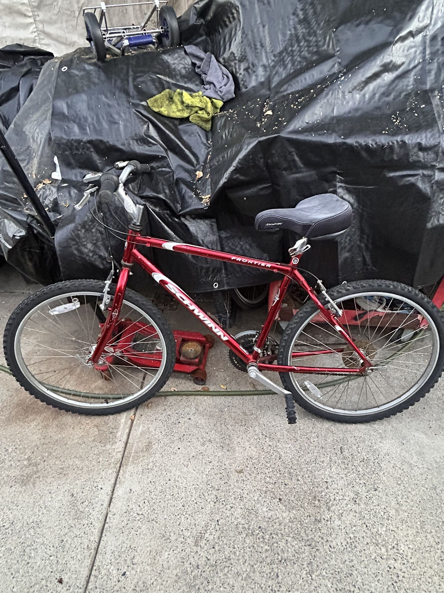 Schwinn Frontier 26” Mountain Bike