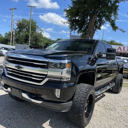 2018 Chevy Silverado Lifted High Country 