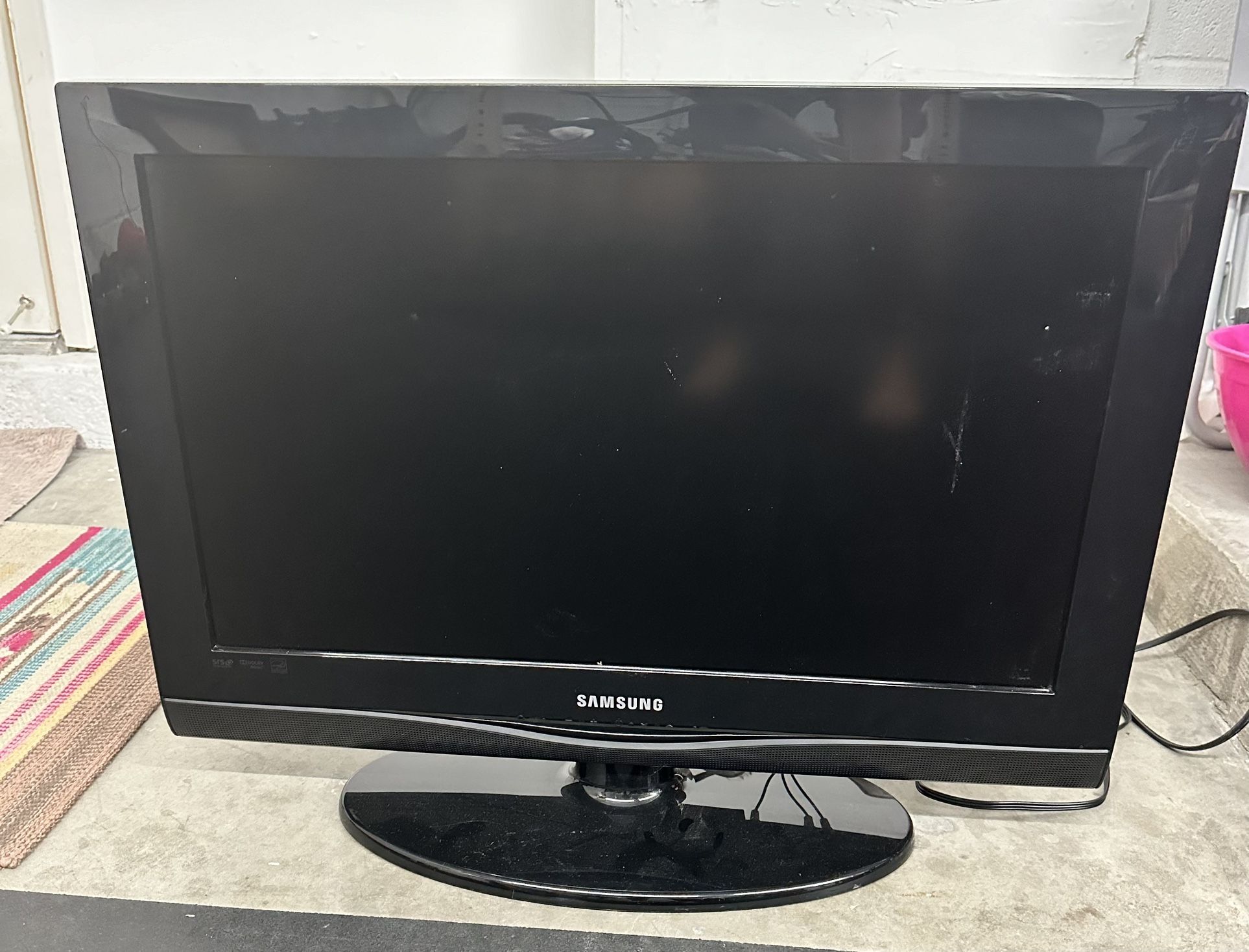 25” Samsung tv