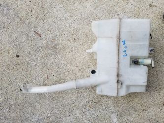 10-15 Infiniti G37 G25 Q40 Sedan Windshield Washer Bottle Tank Reservoir w Pump OEM