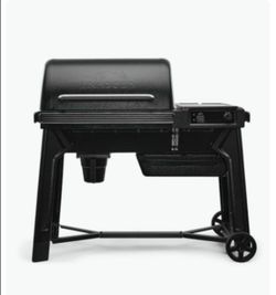 Traeger Smoker/grill - NEW