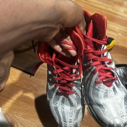 Adidas D Rose Red Grey Mid Boots 